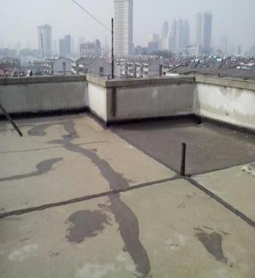 德城漏水维修 楼顶漏水是什么原因，楼顶漏水维修方法是什么?
