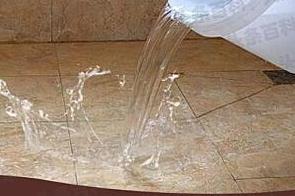 德城漏水维修 免砸砖防水材料该如何施工